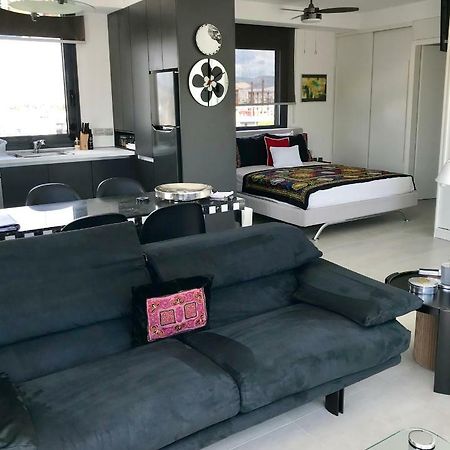 Stylish Penthouse With Acropolis And 360 View Apartment Athena Bagian luar foto