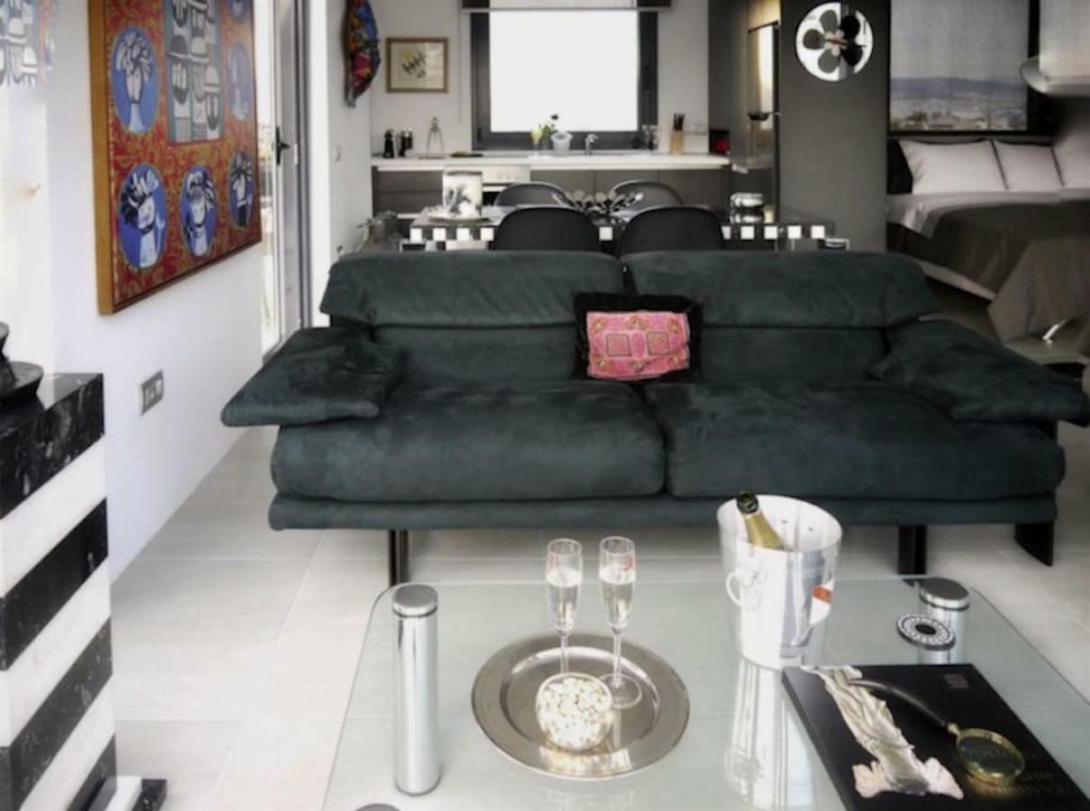 Stylish Penthouse With Acropolis And 360 View Apartment Athena Bagian luar foto