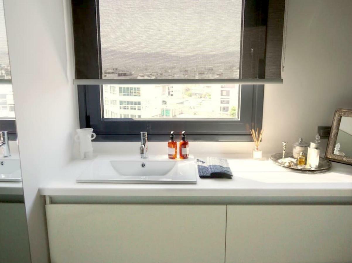 Stylish Penthouse With Acropolis And 360 View Apartment Athena Bagian luar foto