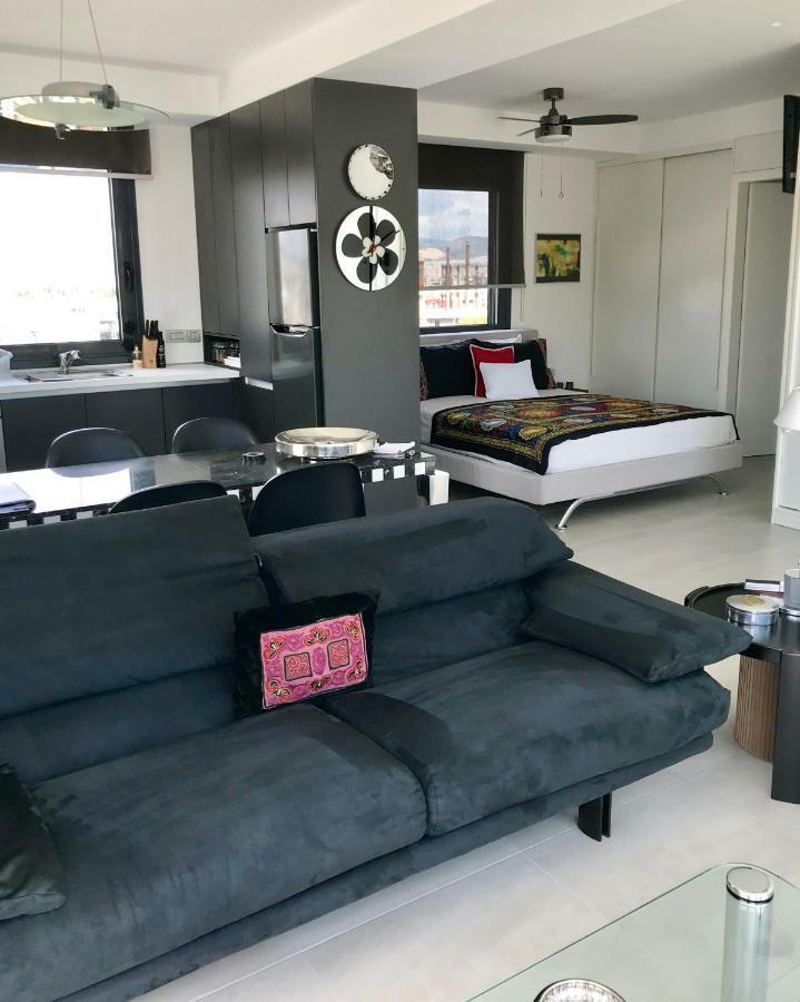 Stylish Penthouse With Acropolis And 360 View Apartment Athena Bagian luar foto